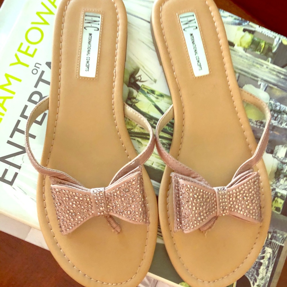 INC flip flops w/ Bow Accents